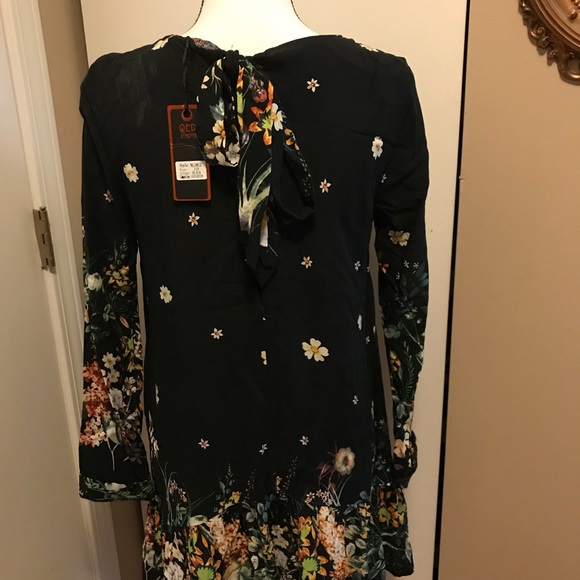 NWT QED London Romper - Picture 4 of 6